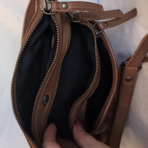 Cochoa Brown Leather Crossbody Purse Travel Bag Adjustable Strap - Picture 8 of 9